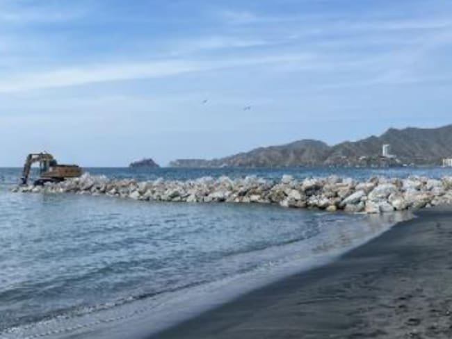 Obras en Playa Salguero . ANLA