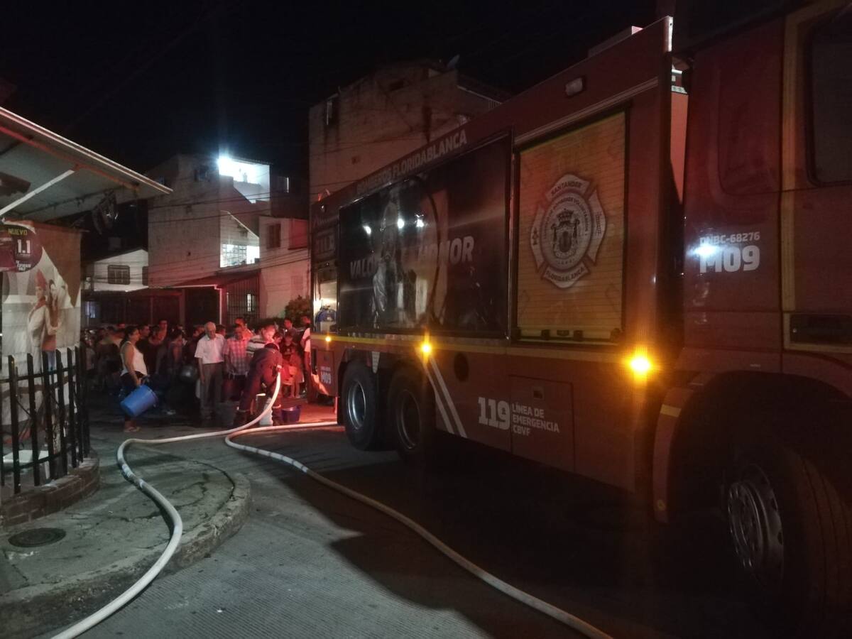 Por falta de agua, suspenden clases en colegios de Girón