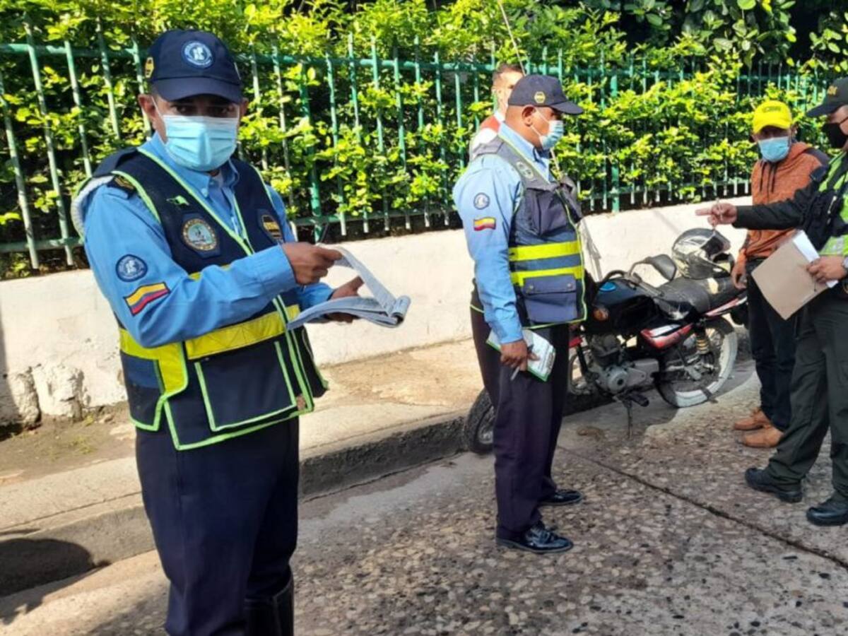 25 comparendos a motocicletas por violar normas de tránsito en Manga
