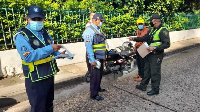 10 sanciones fueron por circular por zona prohibida con parrillero hombre.