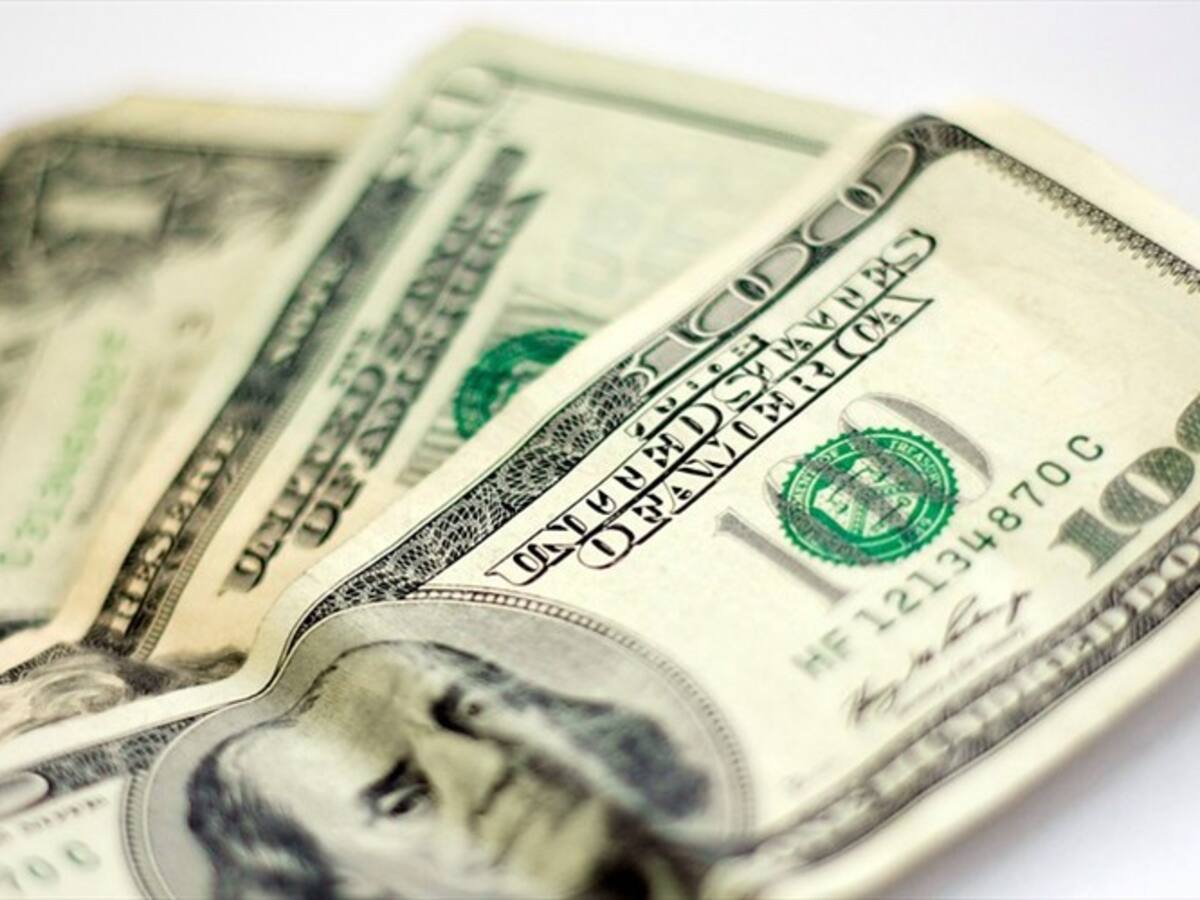 Dólar gana 50 pesos tras victoria de Donald Trump en EE.UU.