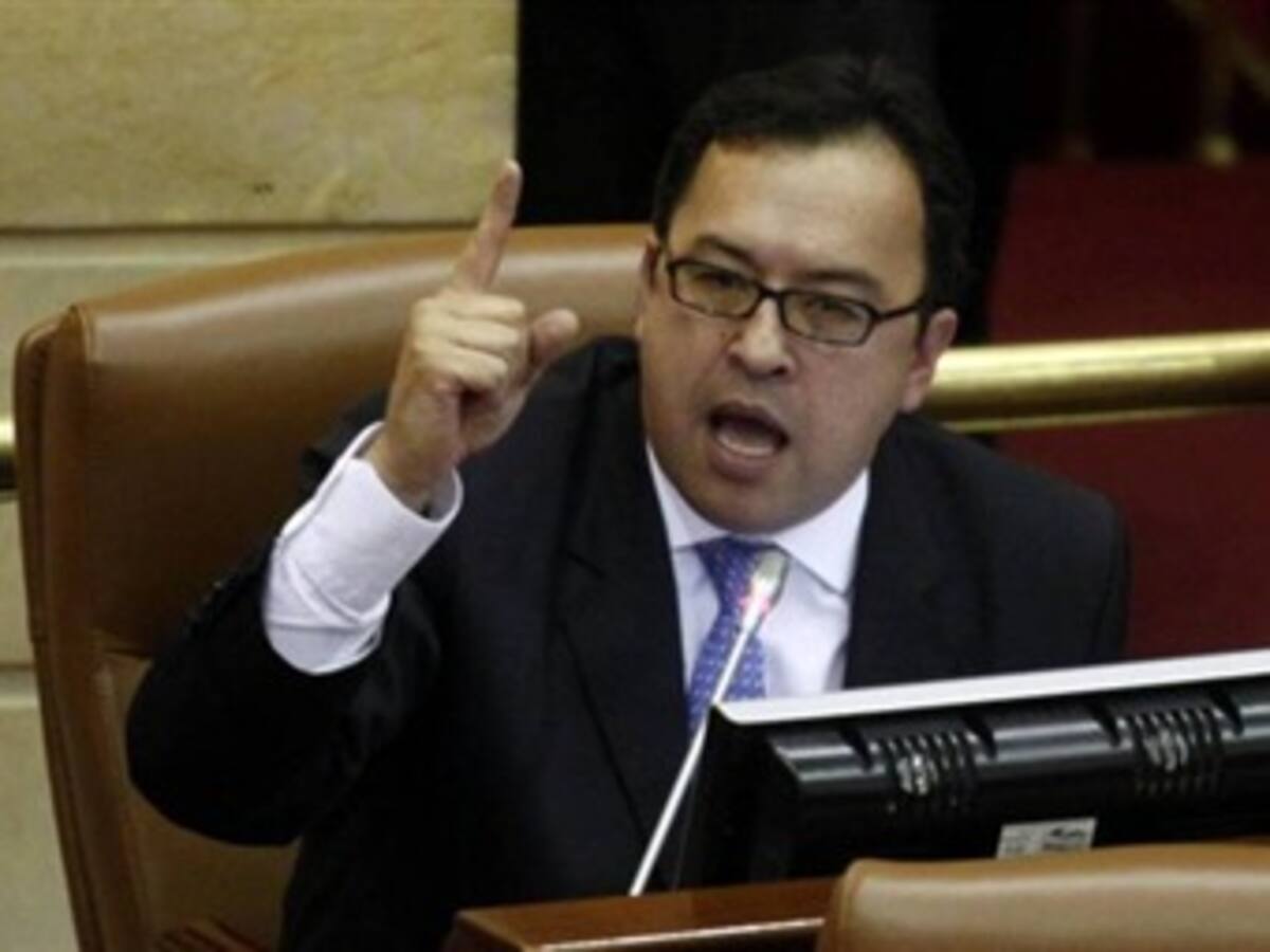 Revocatoria a Petro es un hecho democrático sin precedentes: Partido Verde