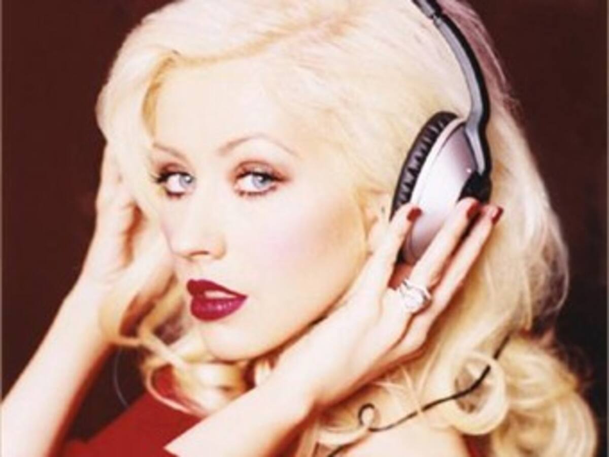Christina Aguilera florecerá con fuerza en noviembre con el disco "Lotus"