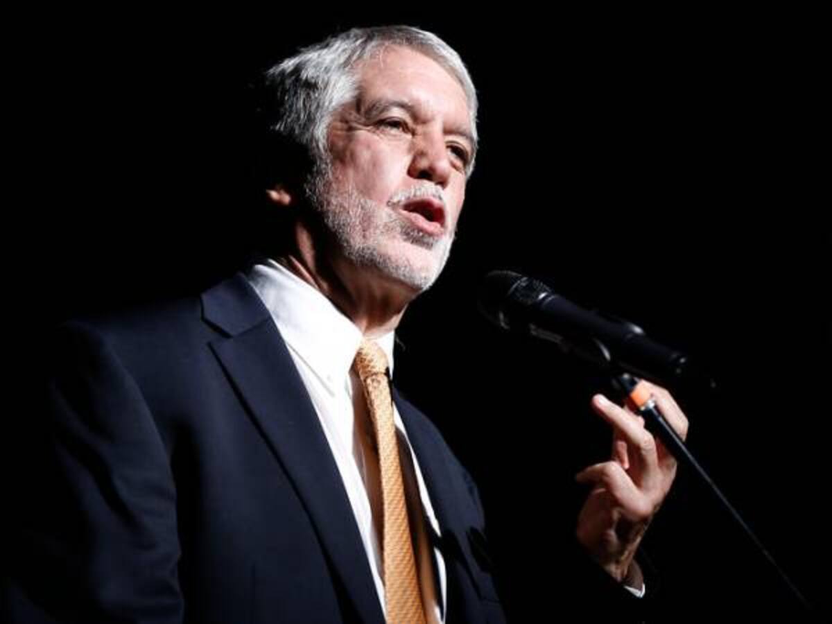 En Bogotá serán invertidos $90 billones con el plan de desarrollo