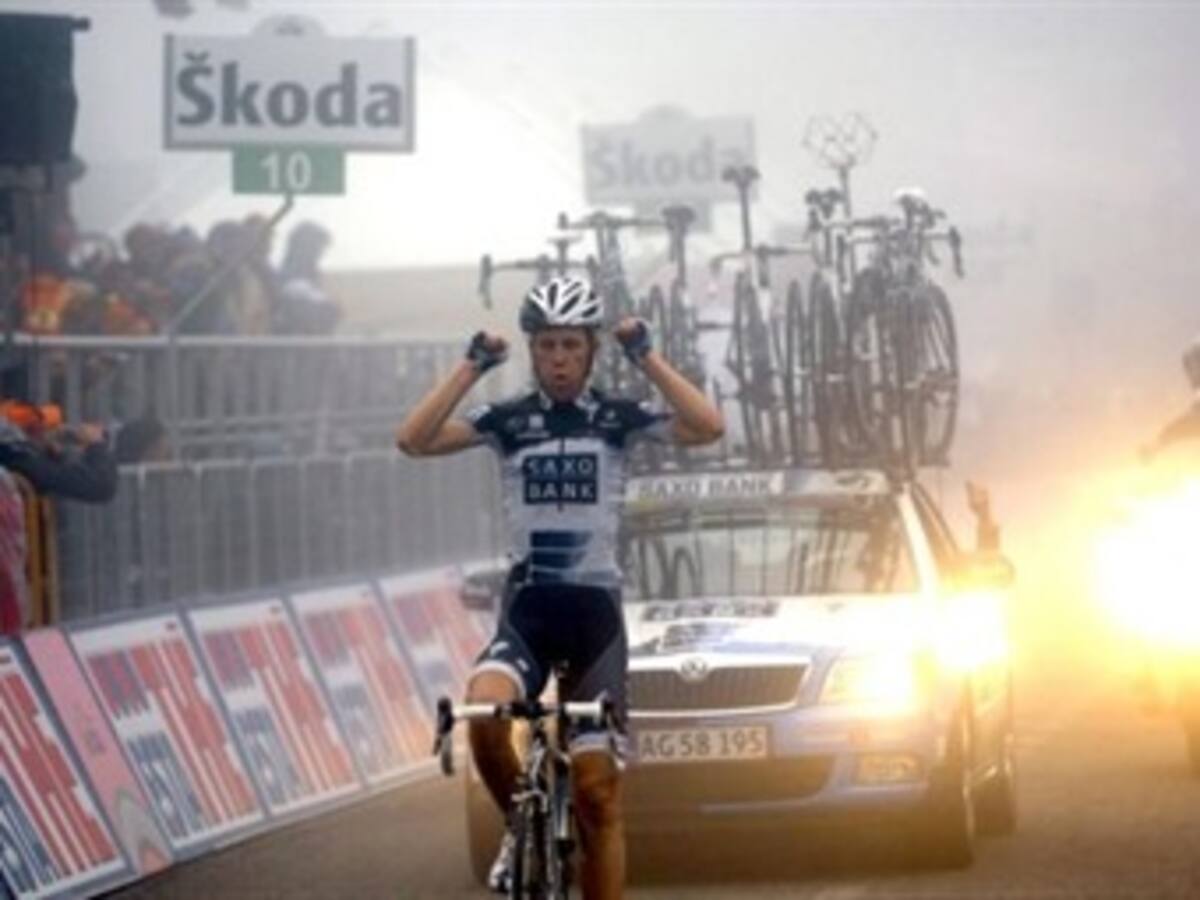 Sorensen ganó en la cima del Terminillo, Vinokourov sigue líder
