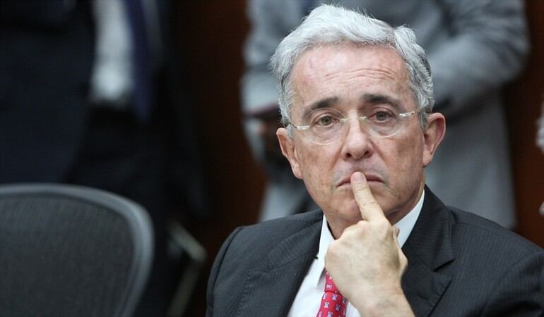¿Qué opina sobre el llamado a indagatoria del senador Álvaro Uribe ante la Corte Suprema?. Foto: Colprensa