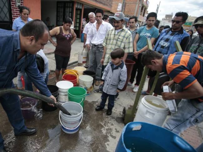 Este martes habitantes de Facatativá recibirán agua desde sus casas