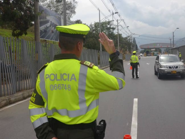 Un parrillero menor de edad perdió la vida en la vía Medellín-Bogotá