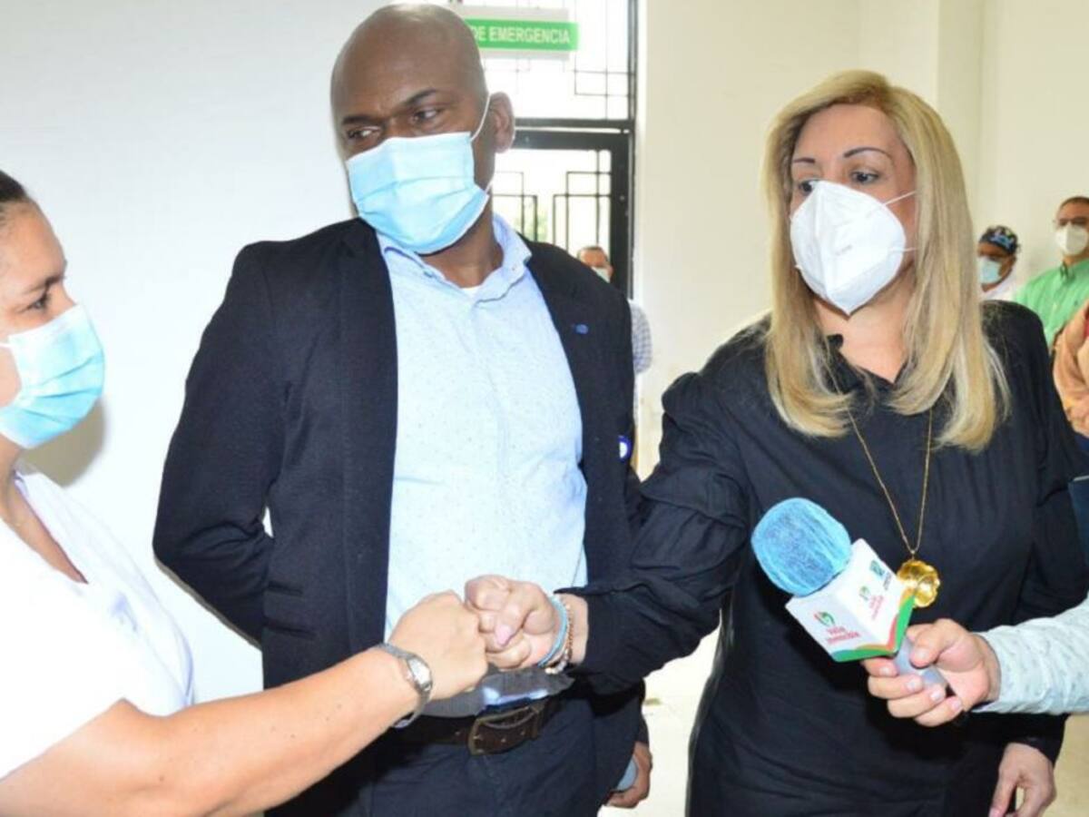 Auxiliar de enfermería del HUV, la primera que se vacunará en el Valle