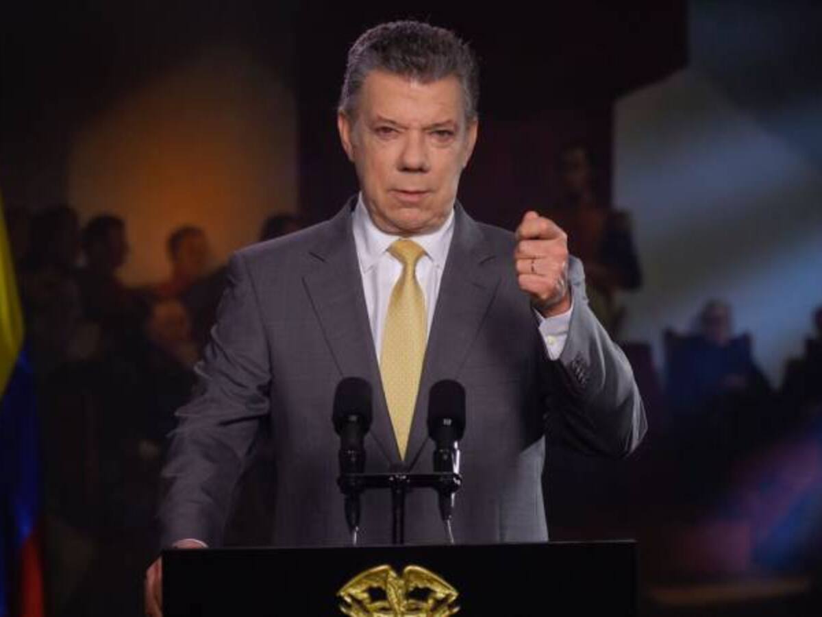 Comisión de Acusación definirá si se reabren procesos contra Santos