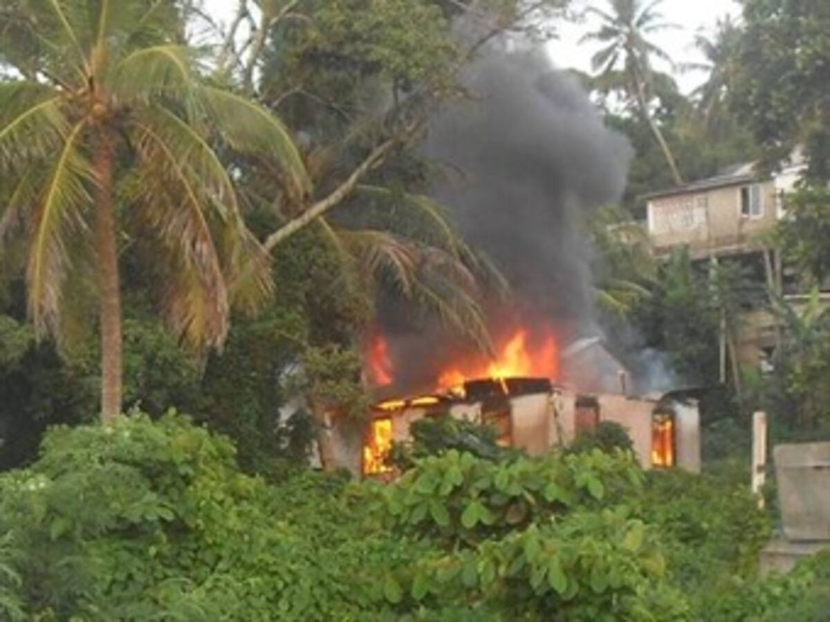 Incendio consume vivienda en isla de San Andrés