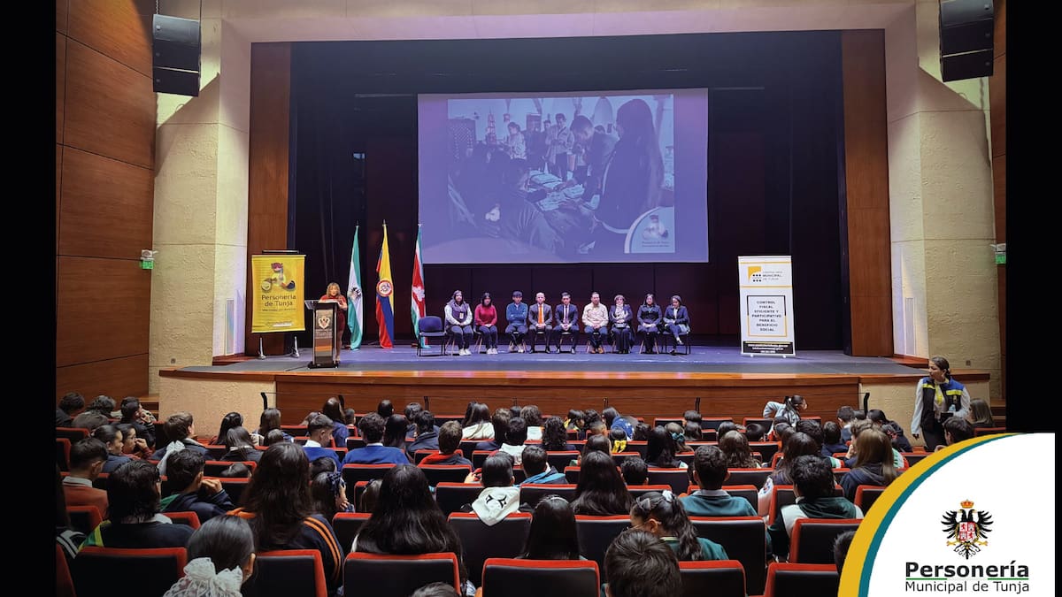 Tunja posesionó a más de 150 personeros y contralores estudiantiles