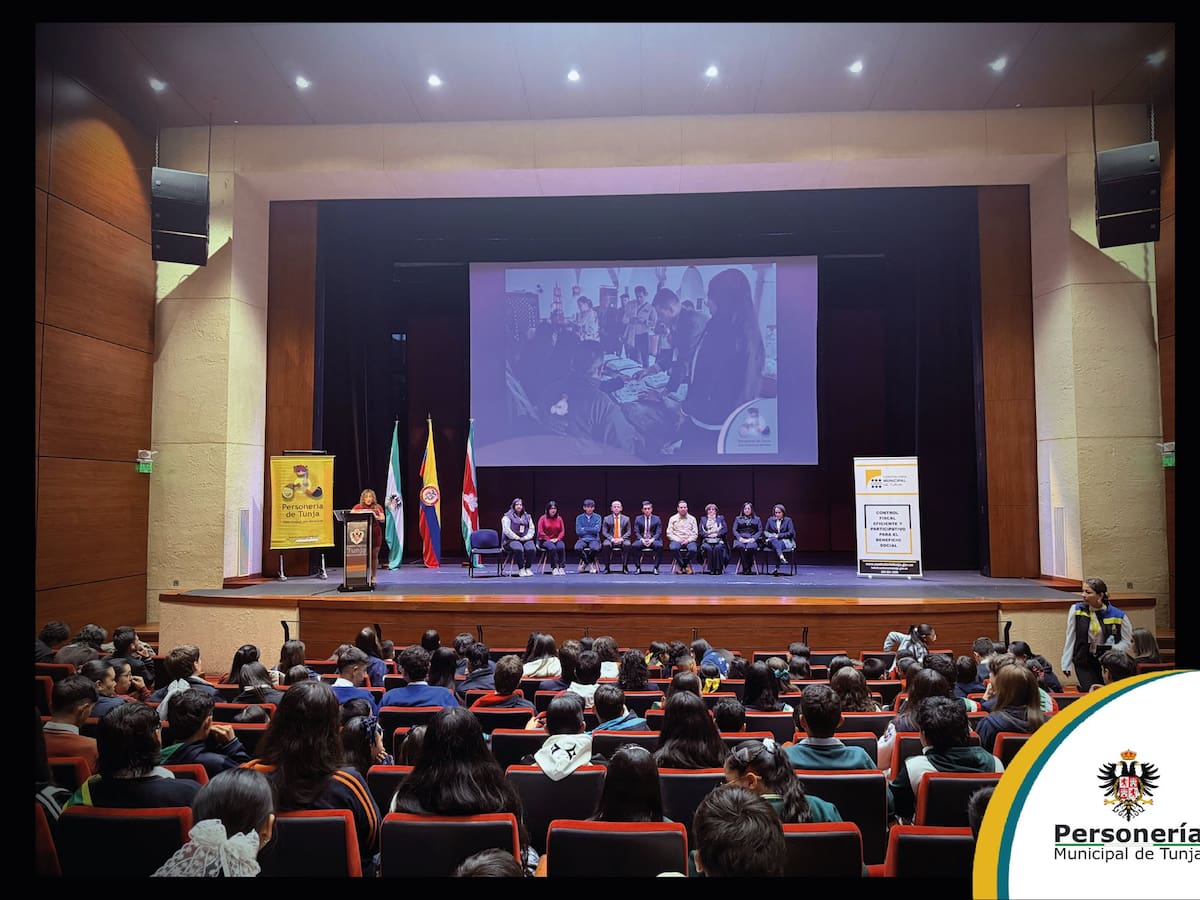 Tunja posesionó a más de 150 personeros y contralores estudiantiles