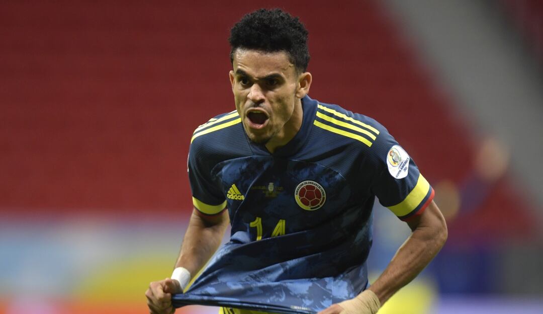 Luis Díaz celebrando su primer gol ante Perú en la Copa América 2021