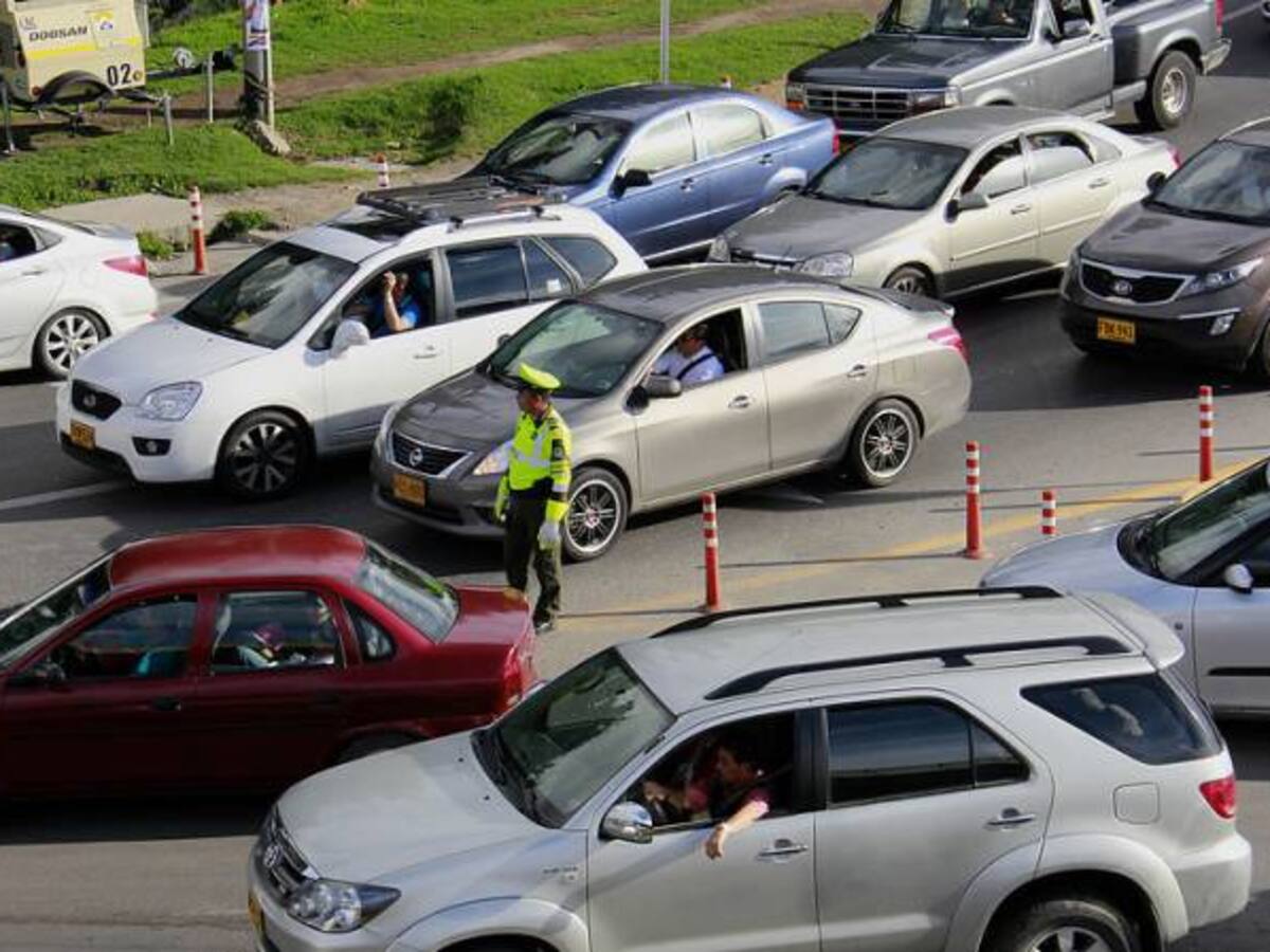 En Bogotá se han realizado más de 930 comparendos y 924 inmovilizaciones ha vehículos por incumplir las normas