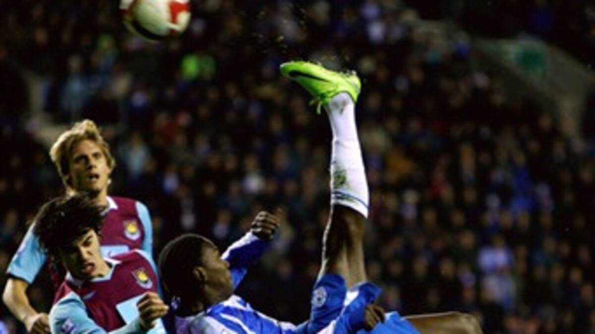 Hugo Rodallega marca gol en inicio de la Liga Premier de Inglaterra