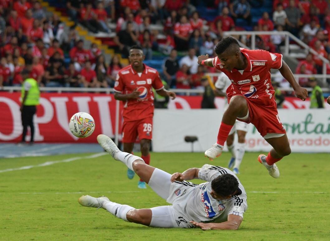 América enfrentó a Junior en el estadio Pascual Guerrero. (Colprensa- Raúl Palacios-El País)