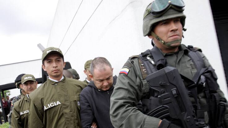 “Le hemos colaborado a muchos alcaldes y gobernadores”: alias ‘Douglas’