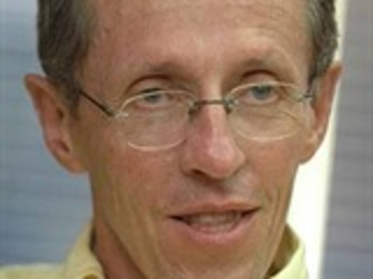 La alerta roja y la orden de evacuación se mantienen en las zonas cercanas al volcán Galeras. Antonio Navarro, Gobernador de Nariño