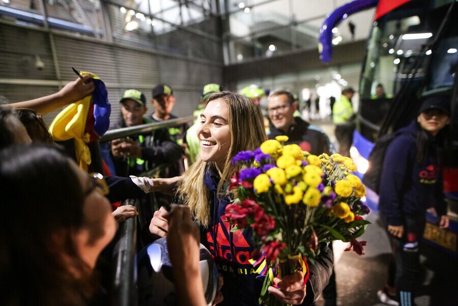 Catalina Pérez en el recibimiento de la Selección Colombia Femenina en Bogotá / Colprensa