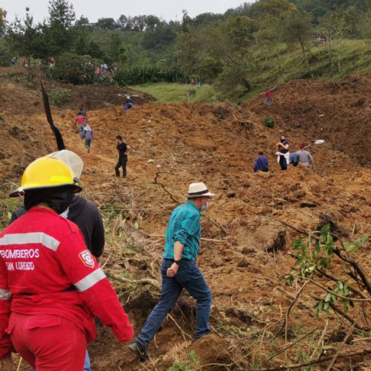 Hallan sin vida a una de las mujeres arrastradas por una creciente en Cundinamarca