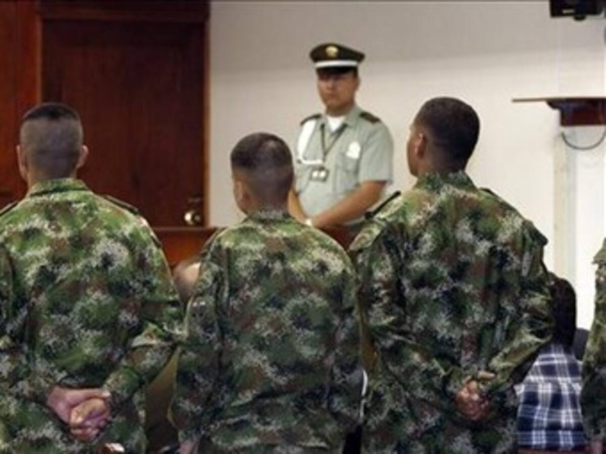 Condenan a 35 años de cárcel a cuatro militares involucrados en un caso de 'falsos positivos'
