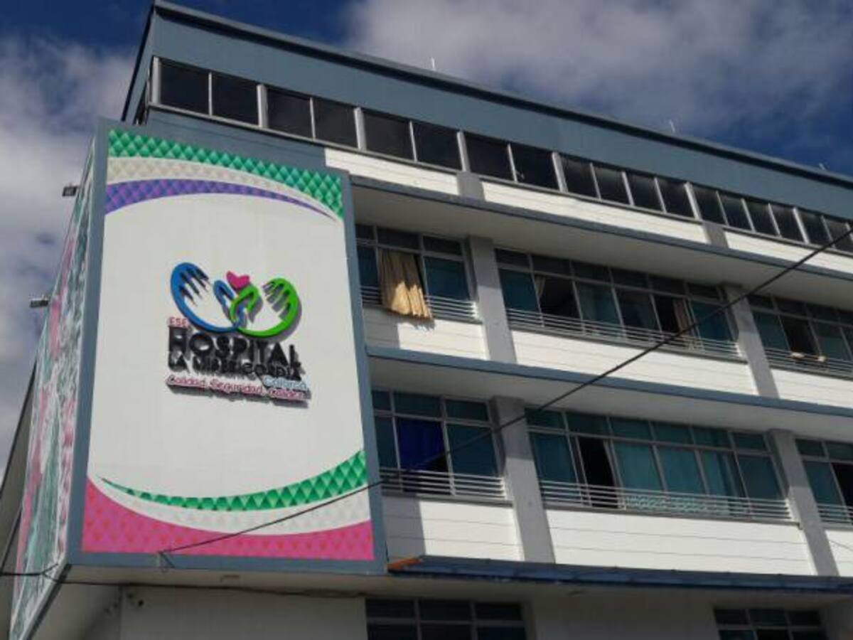 300 trabajadores hospital La Misericordia de Calarcá, dos meses sin salario