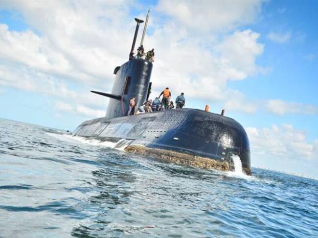 Avión de EE.UU. detectó objeto en zona donde submarino hizo último contacto