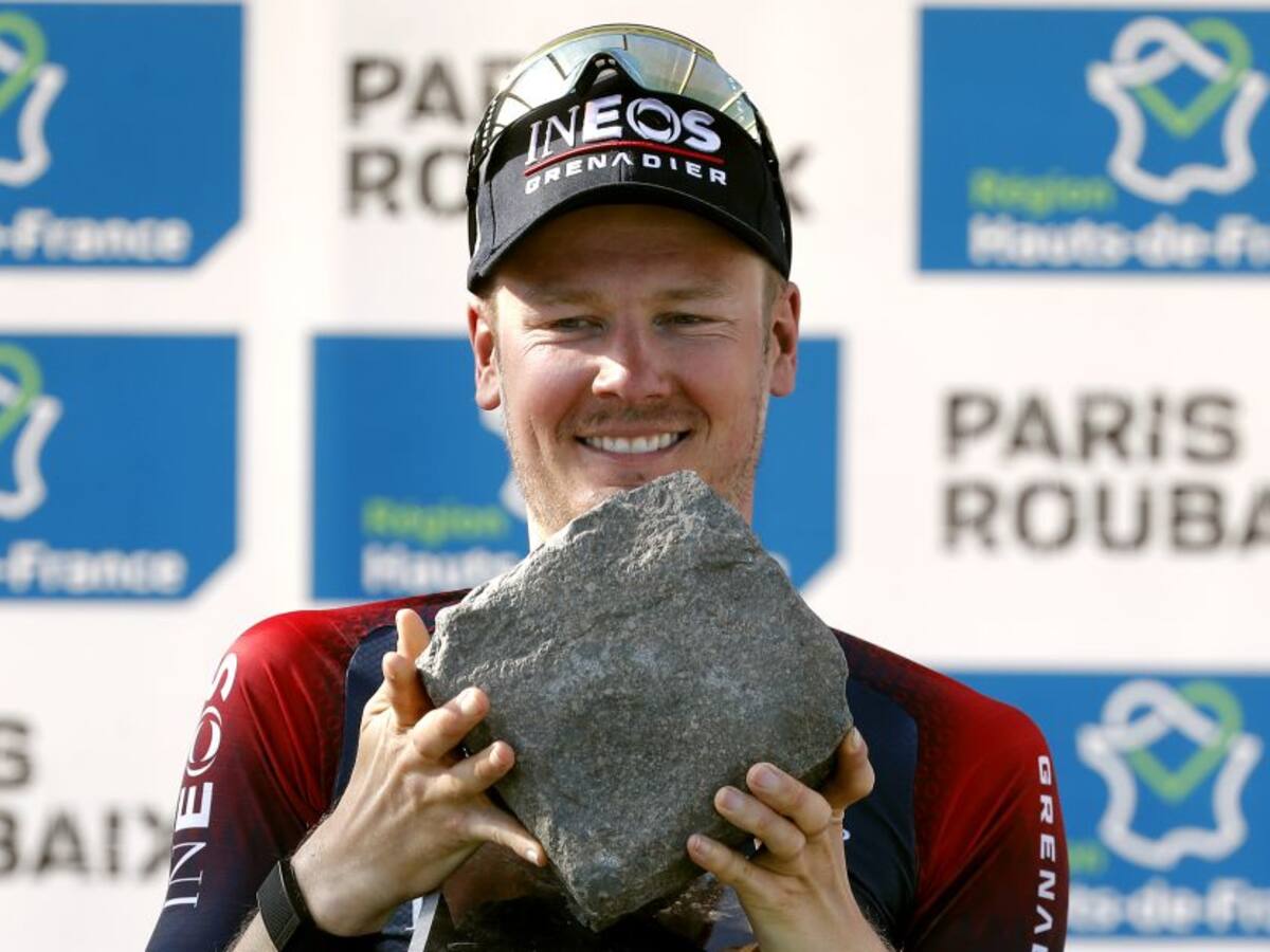 Dylan Van Baarle, el nuevo rey del infierno en la París-Roubaix