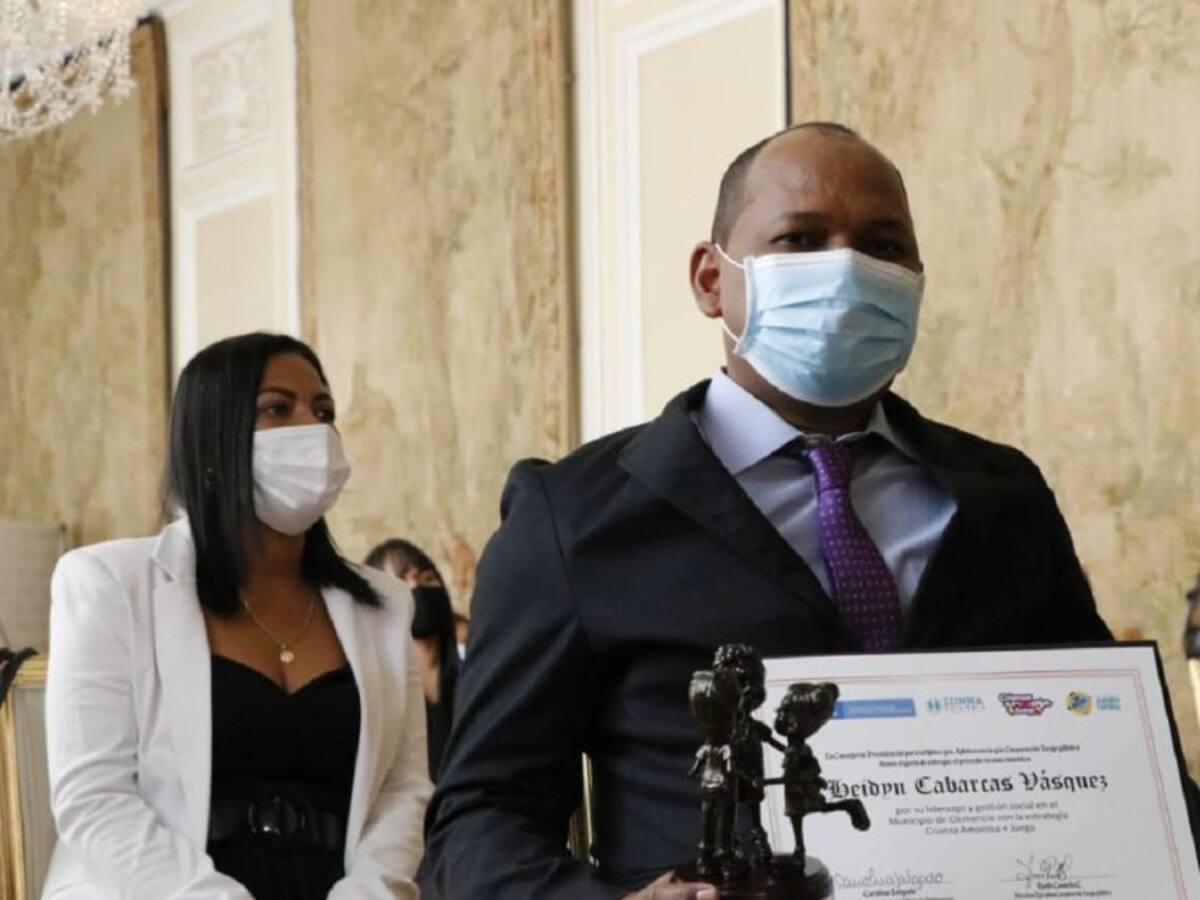 Presidencia exaltó a Alcalde de Clemencia por su compromiso con la niñez