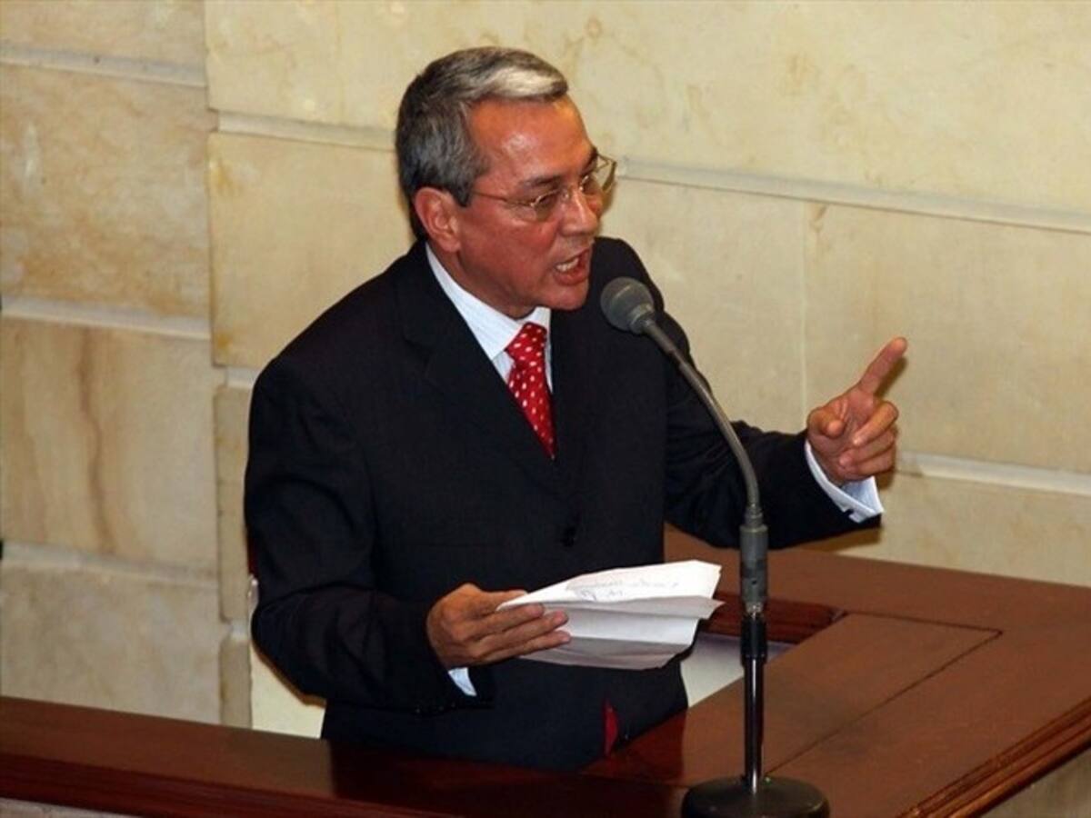 Comisión de Acusaciones buscará acusar por indignidad a Henry Villaraga