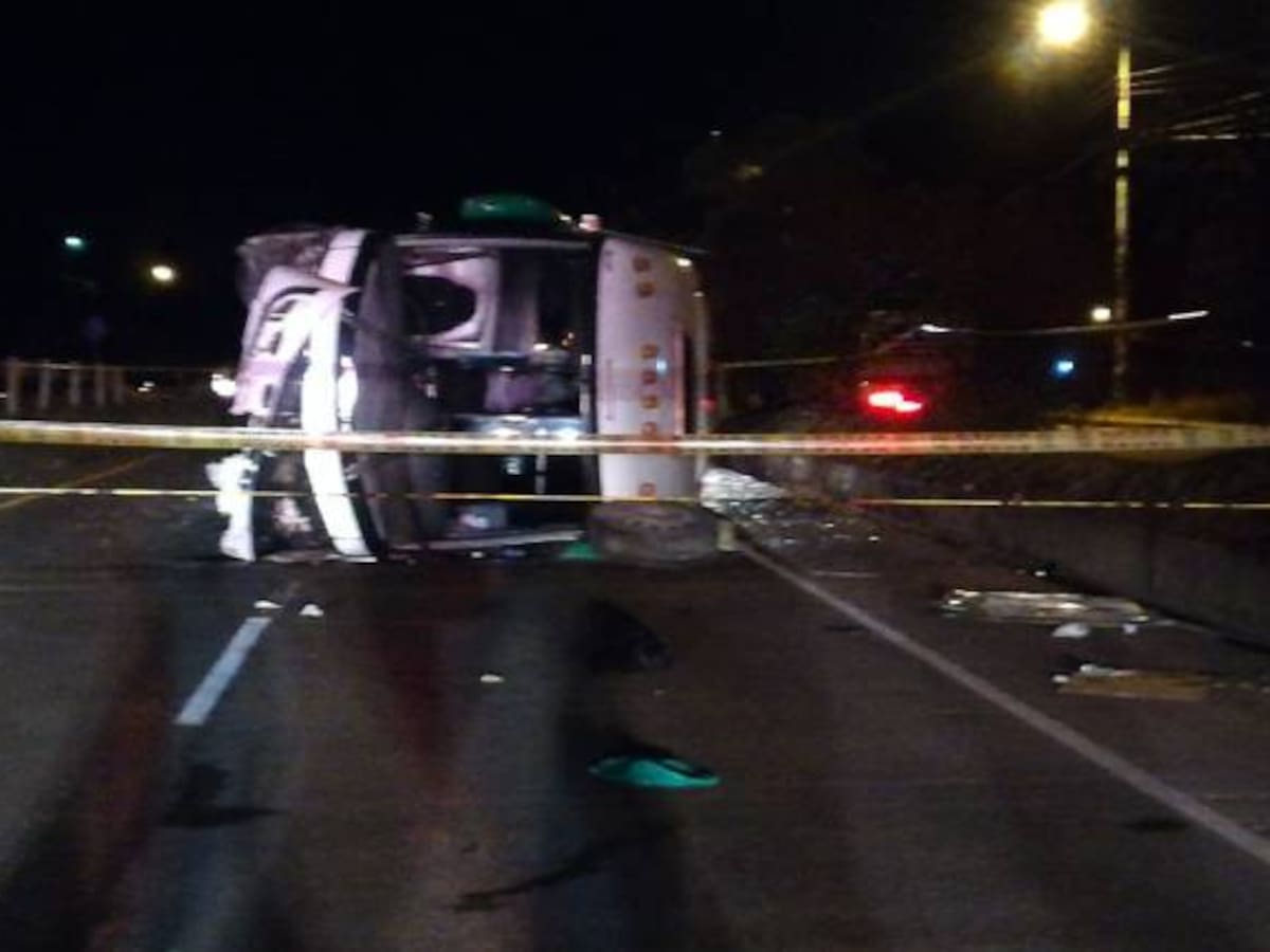 Accidentes de tránsito en puente festivo dejan 47 muertos