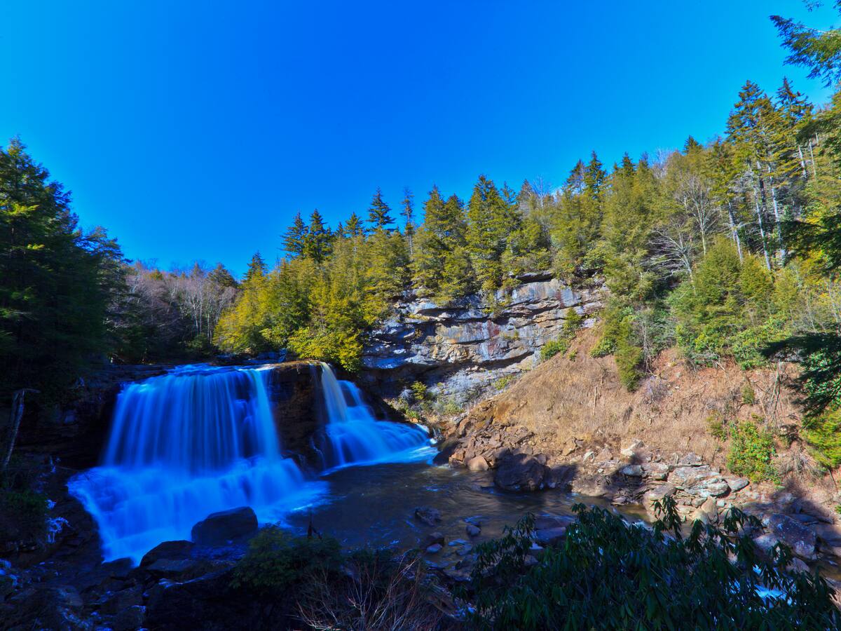 Pueblo de EE.UU pagará $12.000 dólares al mes por irse a vivir allá: ¿Cómo aplicar?