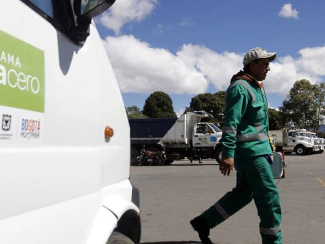 Recolección de basuras en Bogotá quedará en manos de privados