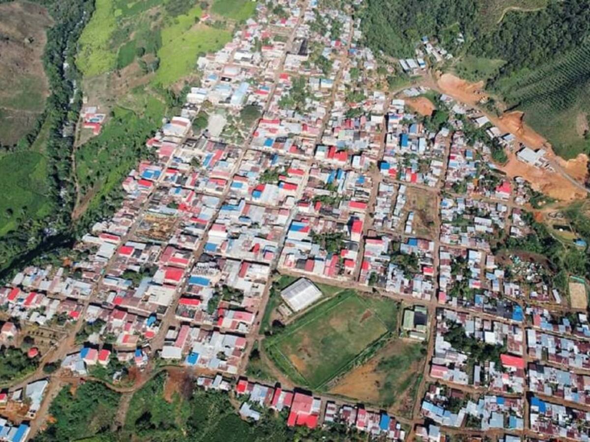 Más de 2mil personas desplazadas por enfrentamientos en Argelia