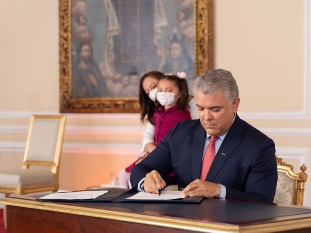 Niños asesinados y abusados merecen la lucha por la prisión perpetua: Duque