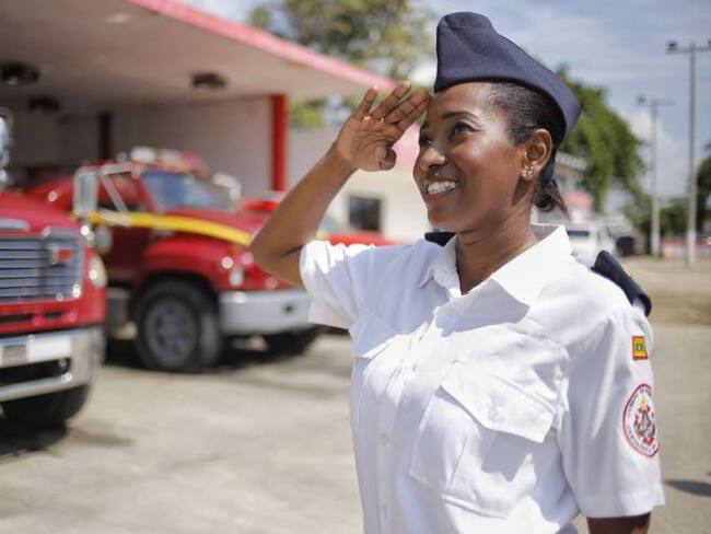 Cartagena tiene la primera mujer en el cuerpo de bomberos de la historia