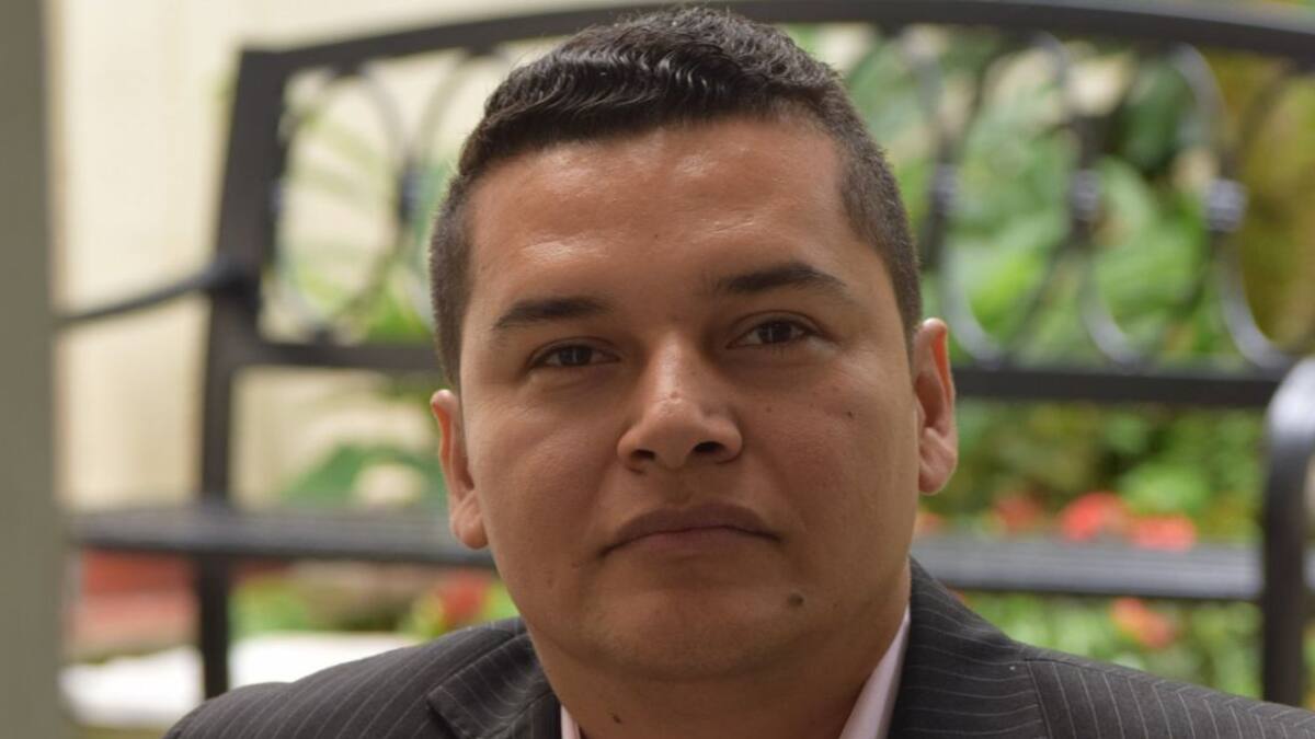 Premio Iberoamericano de Poesía 2021 para Daniel Montoya de Colombia