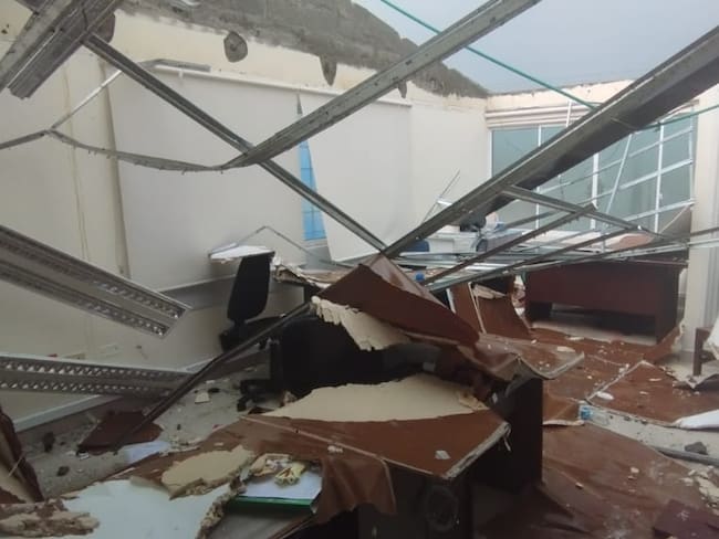 Vendaval destruyó hospital de Charalá
