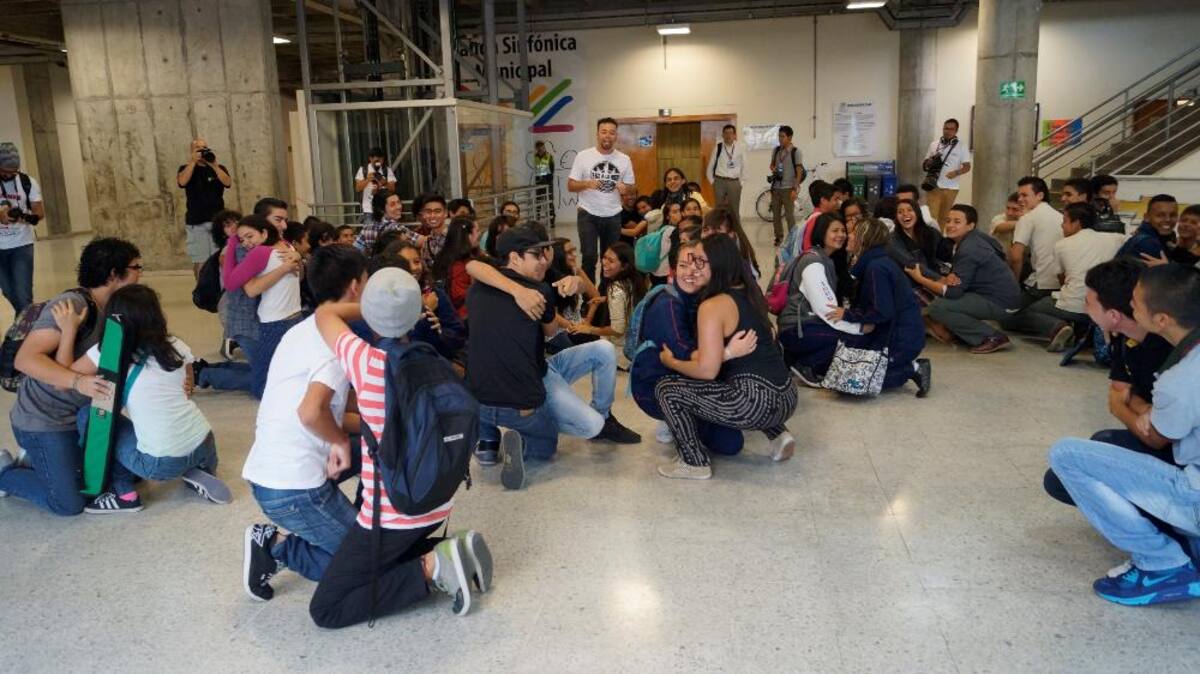 Taller 'Fundacion Mi Sangre' con los estudiantes de la Institución Educativa Aquilino Bedoya y la Institución Educativa Mundo Nuevo.