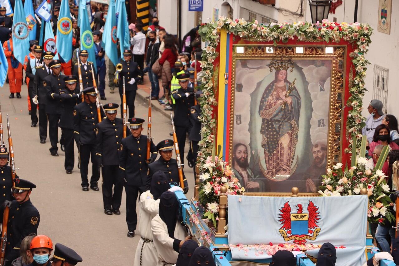 La Plaza de Bolívar hacen parte de las festividades que se celebran en honor a la Virgen del Milagro del Topo