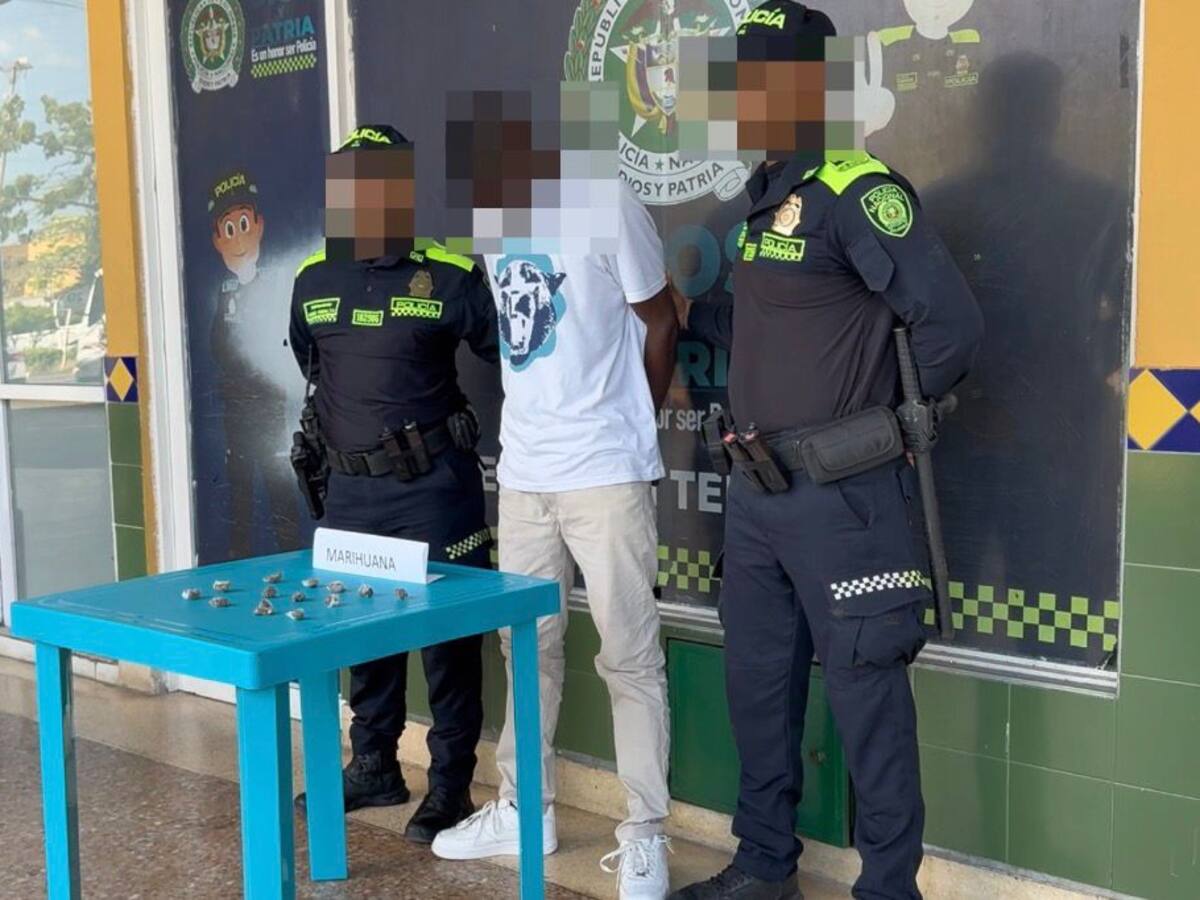 Cae ‘el Lanchero’ con 13 bolsas de marihuana en la terminal de transporte