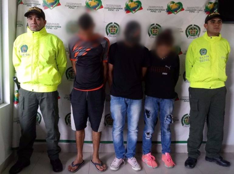 Madre, hujo y pareja sentimental involucrados en la venta de estupefaccientes en La Dorada. 