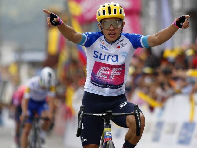 Sergio Higuita, victoria en la cuarta etapa y nuevo líder del Tour Colombia