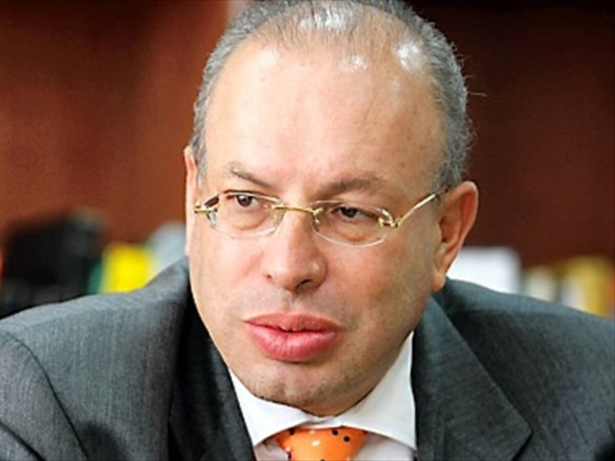 Incertidumbre jurídica por revocatoria del alcalde Petro: registrador