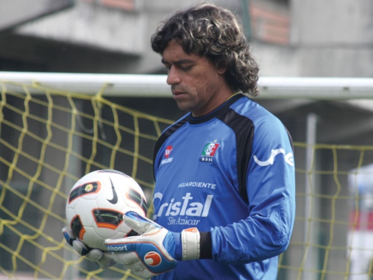 Juan Carlos Henao anuncia su retiro del fútbol profesional