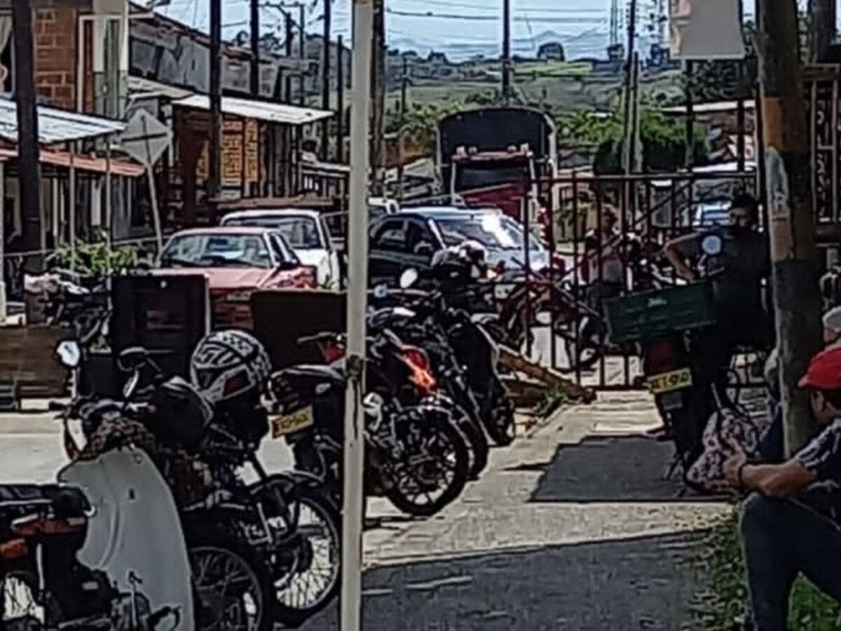 Protesta en Montenegro por las constantes fallas en el suministro de agua