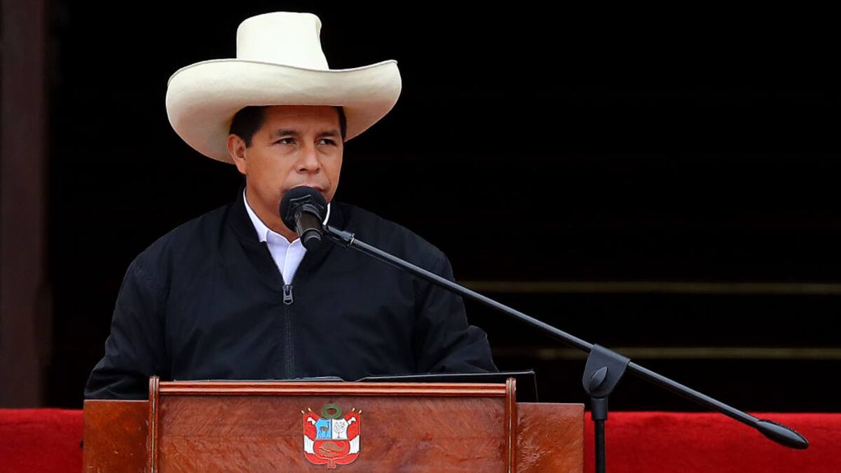 “Castillo hace golpe de Estado porque está ligado a corrupción”: Mercedes Araoz