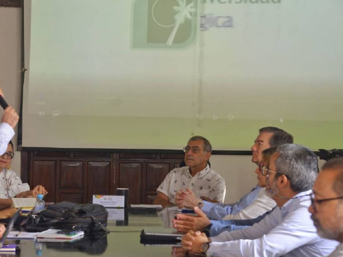 Distrito y UTB buscan factibilidad en proyecto de canales y lagunas