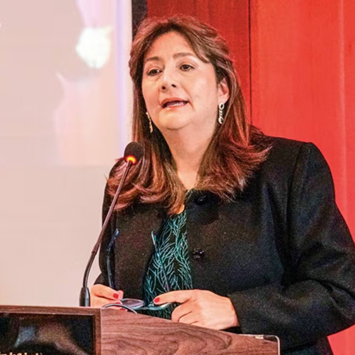 ¿Quién es Ángela María Buitrago, la nueva ministra de Justicia?